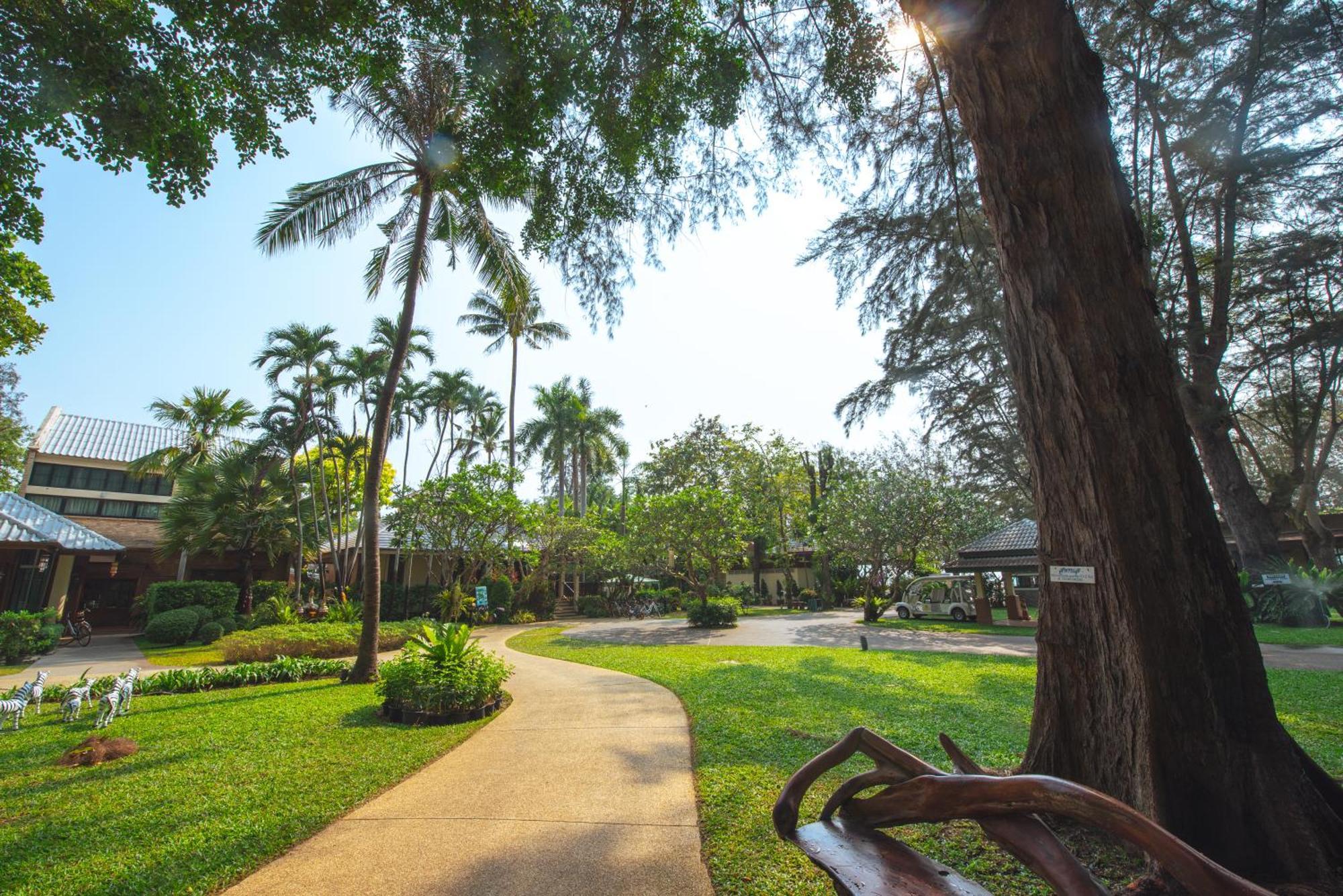 Raya Resort Beach Front - The Most Green Resort In Cha-Am Exterior foto